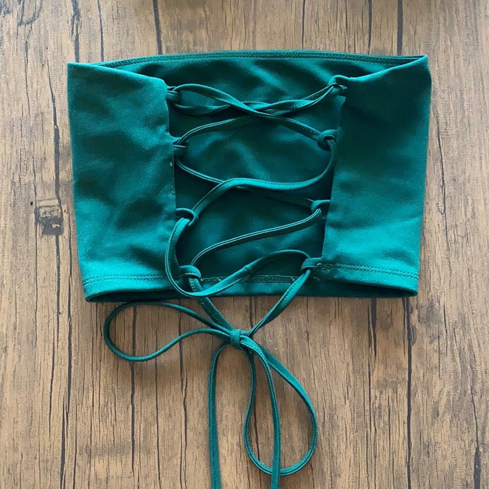 Basic Strapless Crop Top